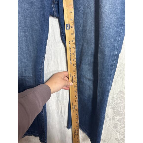 Torrid Jeans 16 Straight Cropped Raw Hem Blue Denim Stretch - Picture 9 of 15